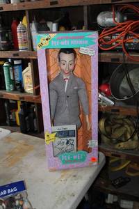 lot 101 image: Pee Wee Herman Ventriloquist Doll