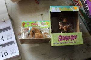lot 114 image: Lot of (2) Scooby-Doo Wobble Head, Bobblehead