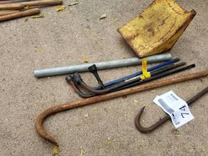 lot 74 image: Crowbar, Tire Irons, Tire Stop