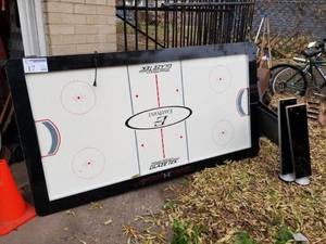 lot 17 image: EastPointe Hoover Hockey Air Hockey Table