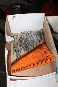 lot 98 image: Combination Wrenches MetricASE, Wrench Caddy