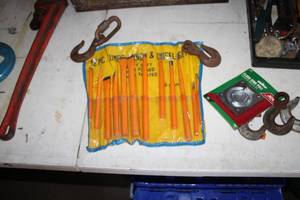 lot 85 image: 12-Piece Jumbo Punch & Chisel Set