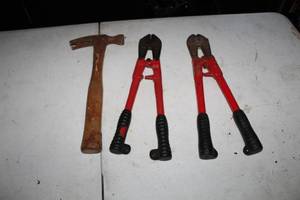 lot 151 image: Lot of (3) Fuller Bolt Cutters, Hammer