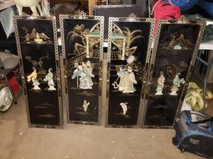 lot 125 image: 4-Piece Oriental Room Divider Panels