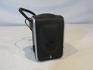 lot 26 image: Kodak Duaflex Camera