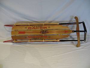 lot 27 image: Classic Racer Sled