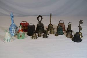 lot 50 image: Lot of 19 Miscellaneous Bells