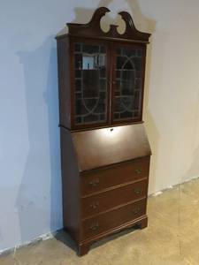 lot 67 image: Secretary Hutch