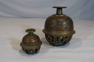 lot 51 image: 2 Brass Bells