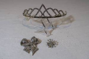lot 96 image: Rhinestone Tiara & 2 Pins