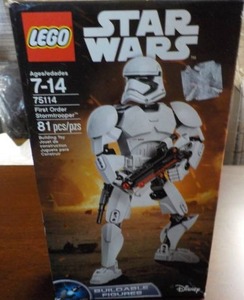 lot 4 image: LEGO Star Wars...