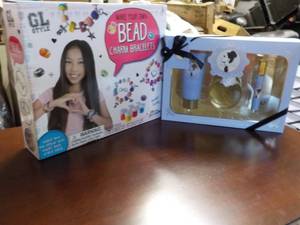 lot 44 image: Charm Bracelet Kit and Ariana Grand...