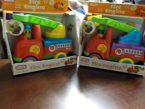 lot 90 image: 2 Fire Engines...