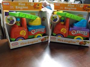 lot 91 image: 2 Fire Engines...