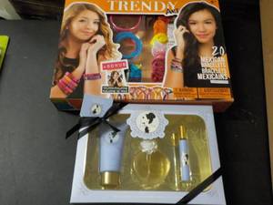 lot 103 image: TrendiY Kit and Aranda Grande Fragr...