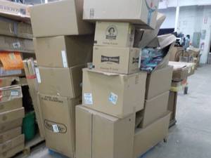 lot 124 image: Pallet of Easter...