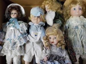 lot 129 image: 5 Dolls with Stands 14- 17 inches t...
