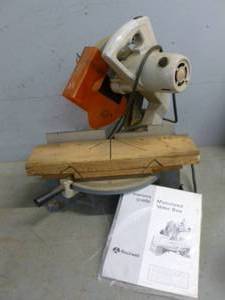 lot 57 image: Miter Saw