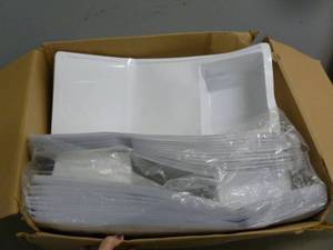 lot 149 image: New Vapor Speaker Boxes