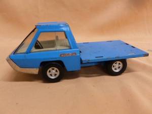 lot 160 image: Vintage Structo