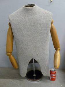 lot 164 image: Vintage Mannequin