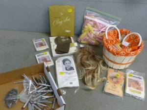 lot 168 image: Vintage Hair Rollers
