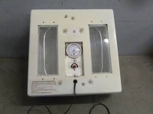 lot 187 image: Chicken Incubator