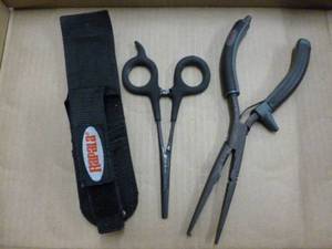 lot 231 image: Rapala Fishing Tool Set