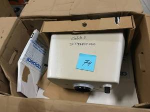 lot 74 image: American Standard Cadet 3 Tall Height 2-Piece 1.01.6 GPF Dual Flush Round Toilet with Slow Close Seat in White- not used