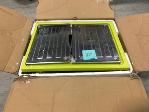 lot 110 image: RYOBI 7 in. 4.8 Amp Tabletop Tile Saw  USED