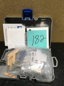 lot 182 image: Kreg Jig Pocket Hole System- good condition