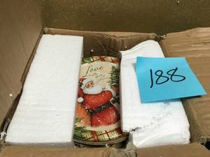 lot 188 image: Holiday Wishes by Susan Winget 6 in. Canape Plate (Set of 4) by Certified International- not used