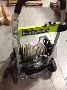 lot 99 image: 2,000 PSI 1.2 GPM Electric Pressure Washer- good condition