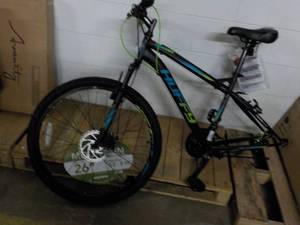 lot 31 image: Huffy Bike for Parts...