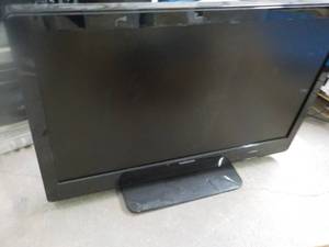 lot 78 image: 42 Magnavox...