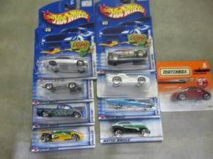 8 Hot Wheels, 1 Match Box ...