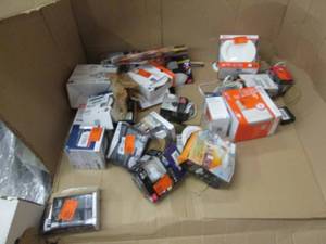 Large Lot of Assorted Recessed Ligh...