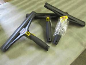 Lot of 3 Rubbermaid Commercial Prod...