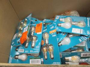 Lot of LED Ecosmart Assorted Bulbs-...