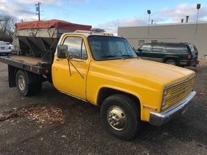 1982 Chevrolet Flatbed Dually Salt Truck