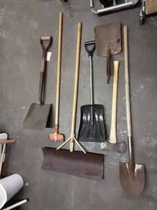 Lot Of Assorted Garden Tools