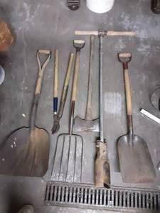Lot Of Assorted Garden Tools