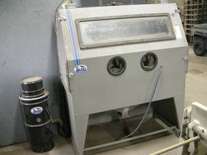 lot 17 image: Skat Blast Heavy Duty Pro Detailer Sandblast Cabinet