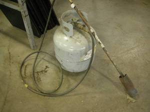 lot 31 image: #20 Propane Weed Burner