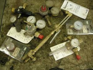 lot 42 image: Welding Torch - Gauges