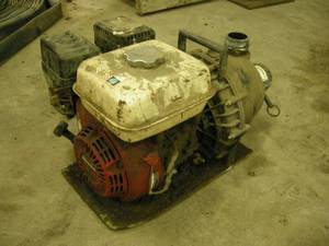 lot 59 image: Honda Powered Water Transfer Pump