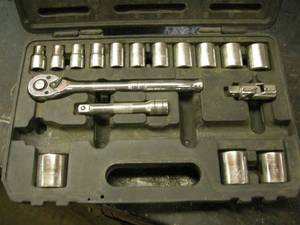 lot 89 image: Klutch 12dr Socket Set