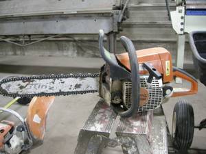 lot 124 image: Stihl MS250 Chainsaw