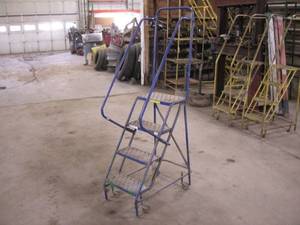 lot 130 image: Louisville Warehouse Ladder