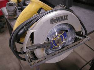 lot 137 image: DeWalt 7-14 Circular Saw